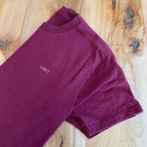 Obey propaganda T-shirt wine